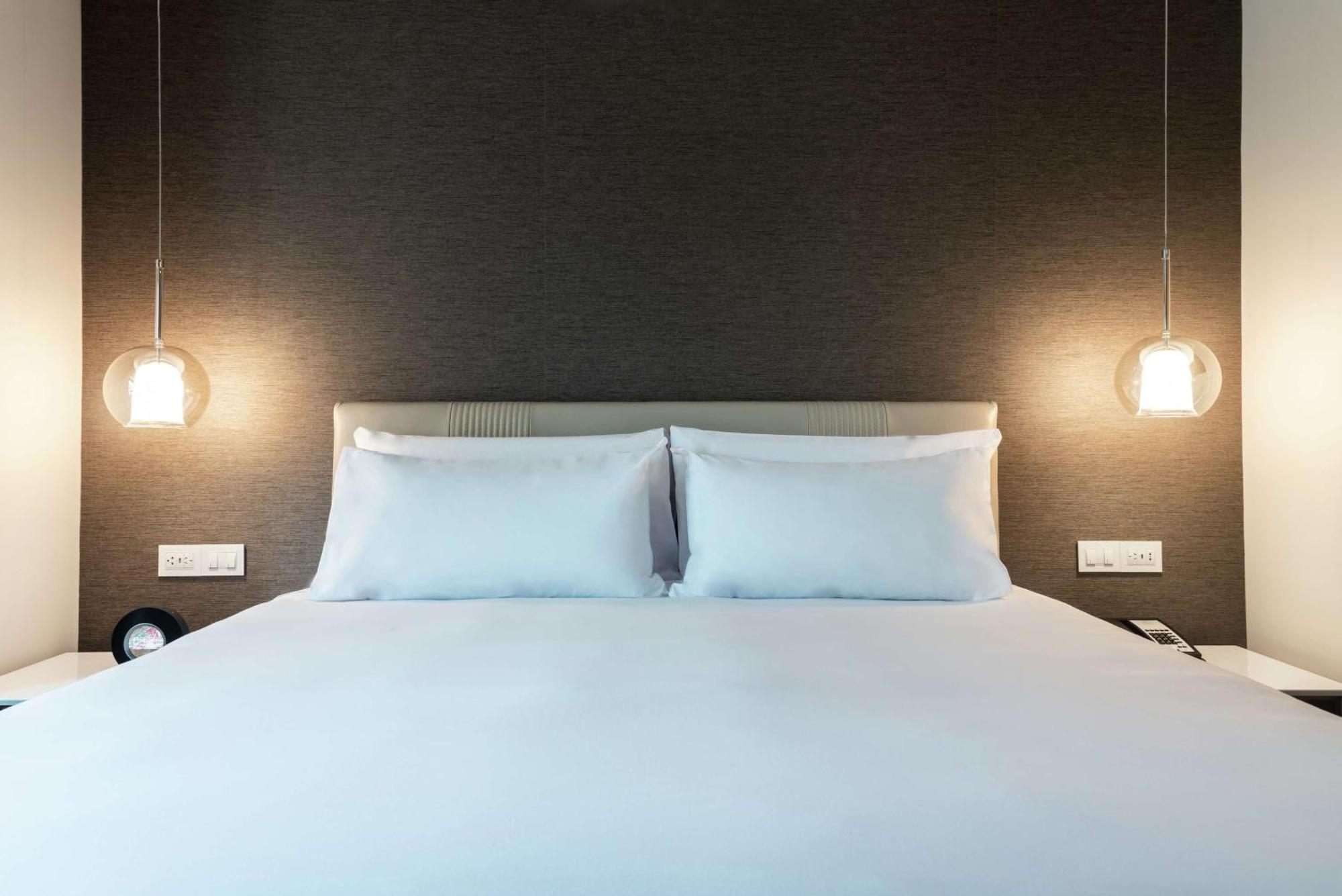 โซโร มอนเตบิเดโอ คูริโอ คอลเลคชั่น บาย ฮิลตัน Hotel มอนเตวิเดโอ ภายนอก รูปภาพ